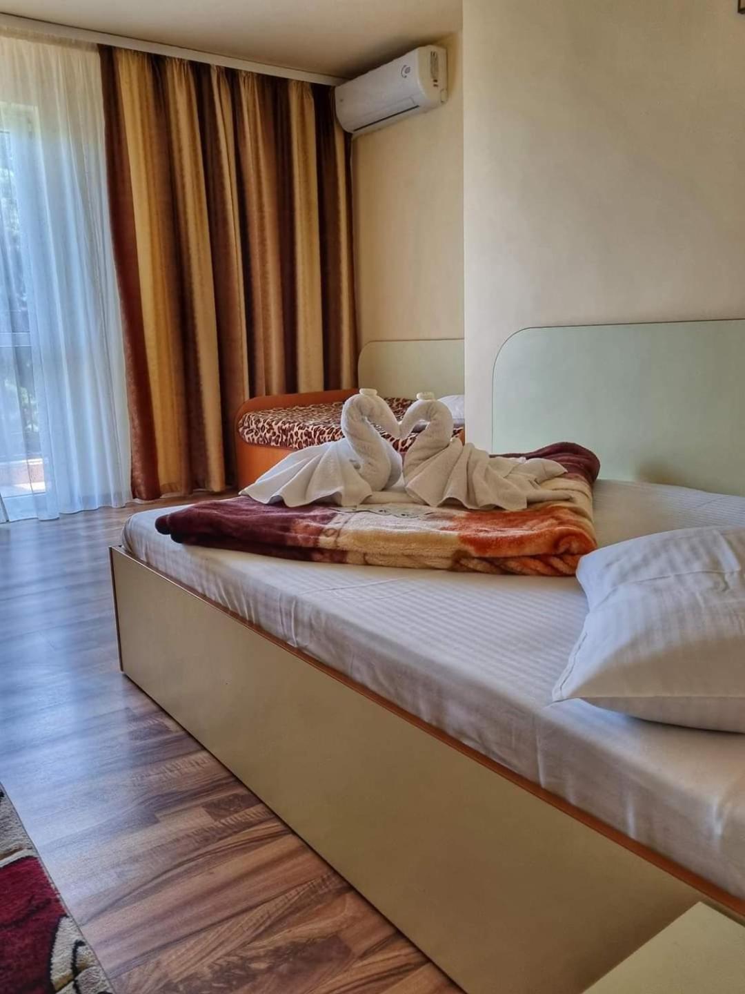 Vila Magda Hotel Eforie Nord Buitenkant foto